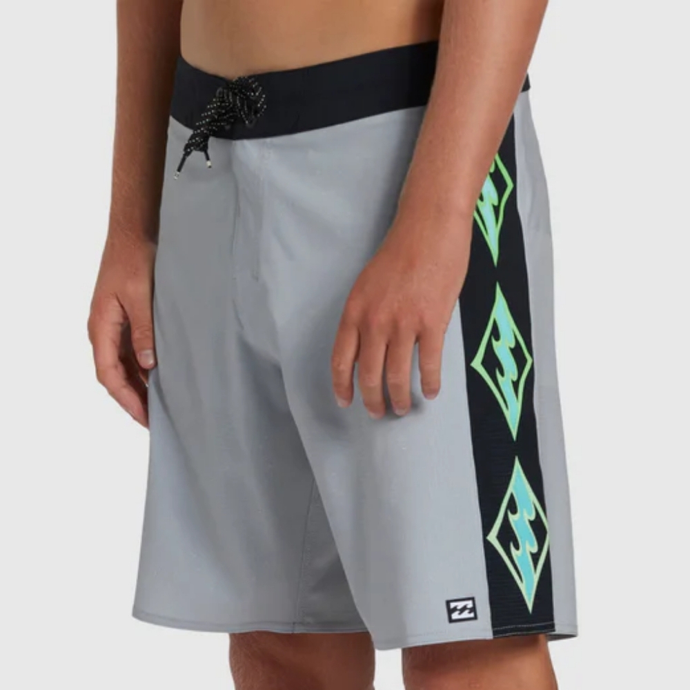 Billabong Men's Dbah Airlite Performance Boardshort Swim Trunk Size 33" NEW